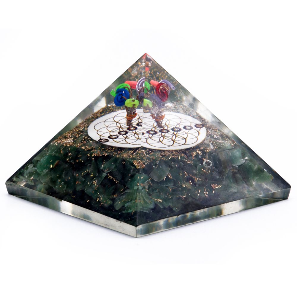 Orgonit Pyramide 70mm - Grüner Aventurin und Blume des Lebens
