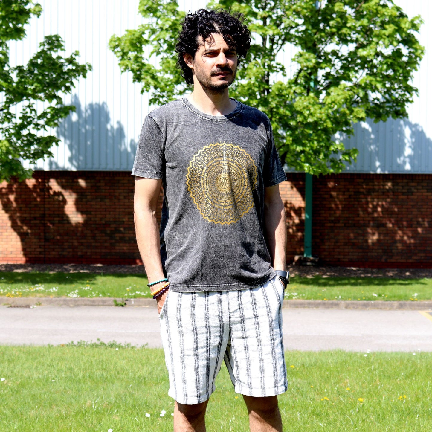 T-Shirt (M) Stone Washed - Mandala - Dunkelgrau