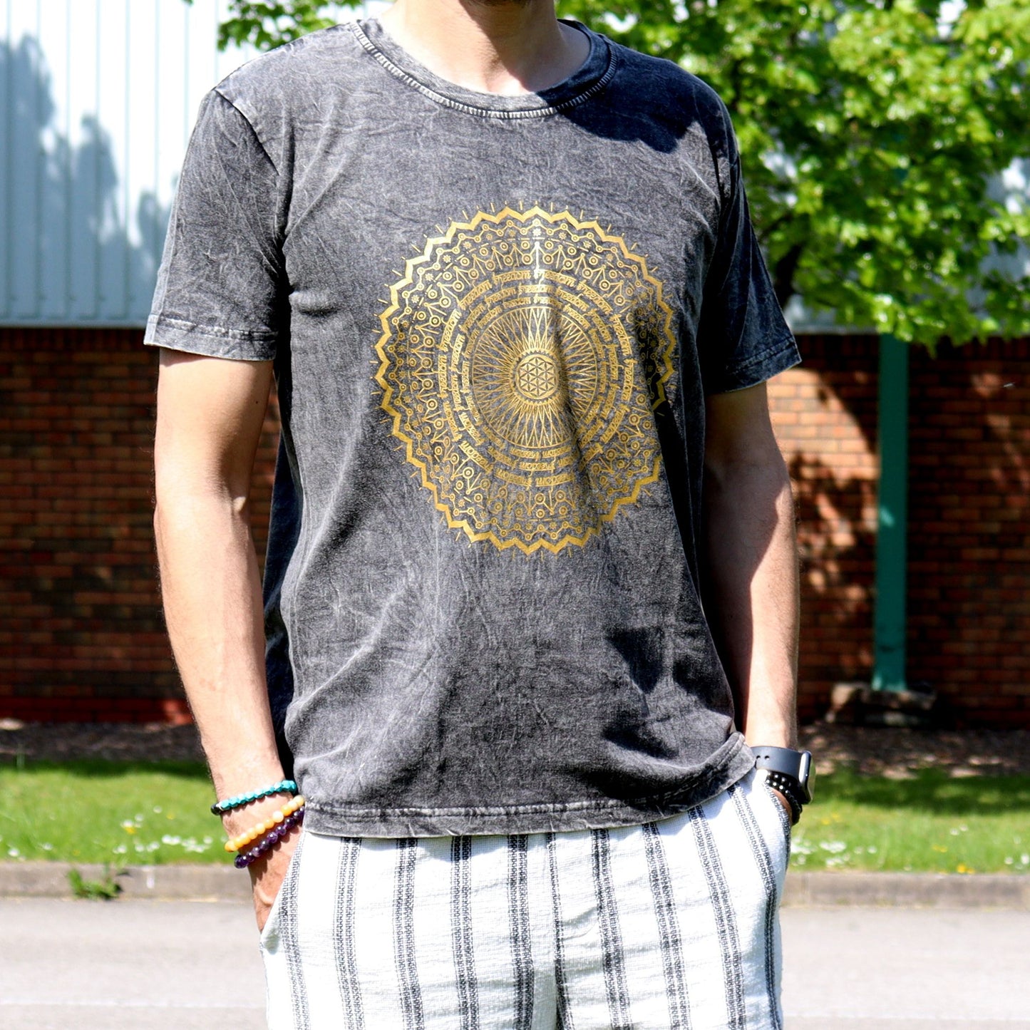T-Shirt (M) Stone Washed - Mandala - Dunkelgrau