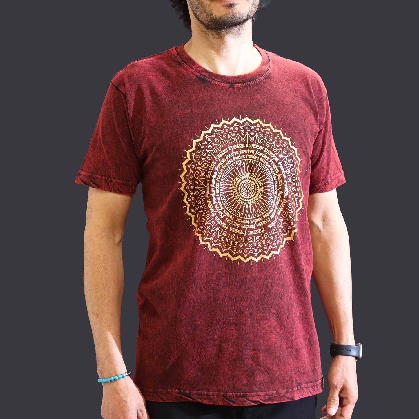 T-Shirt (M) Stone Washed - Mandala - Maroon