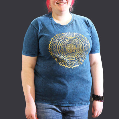 T-Shirt (XL) Stone Washed - Mandala - Blau