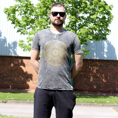 T-Shirt (S) Stone Washed - Mandala - Dunkelgrau